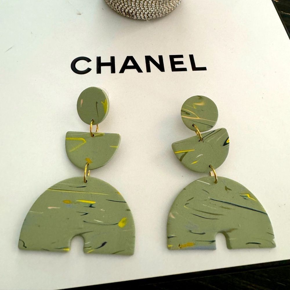 Handmade boho chunky abstract pattern fun geometric drop teal green earrings